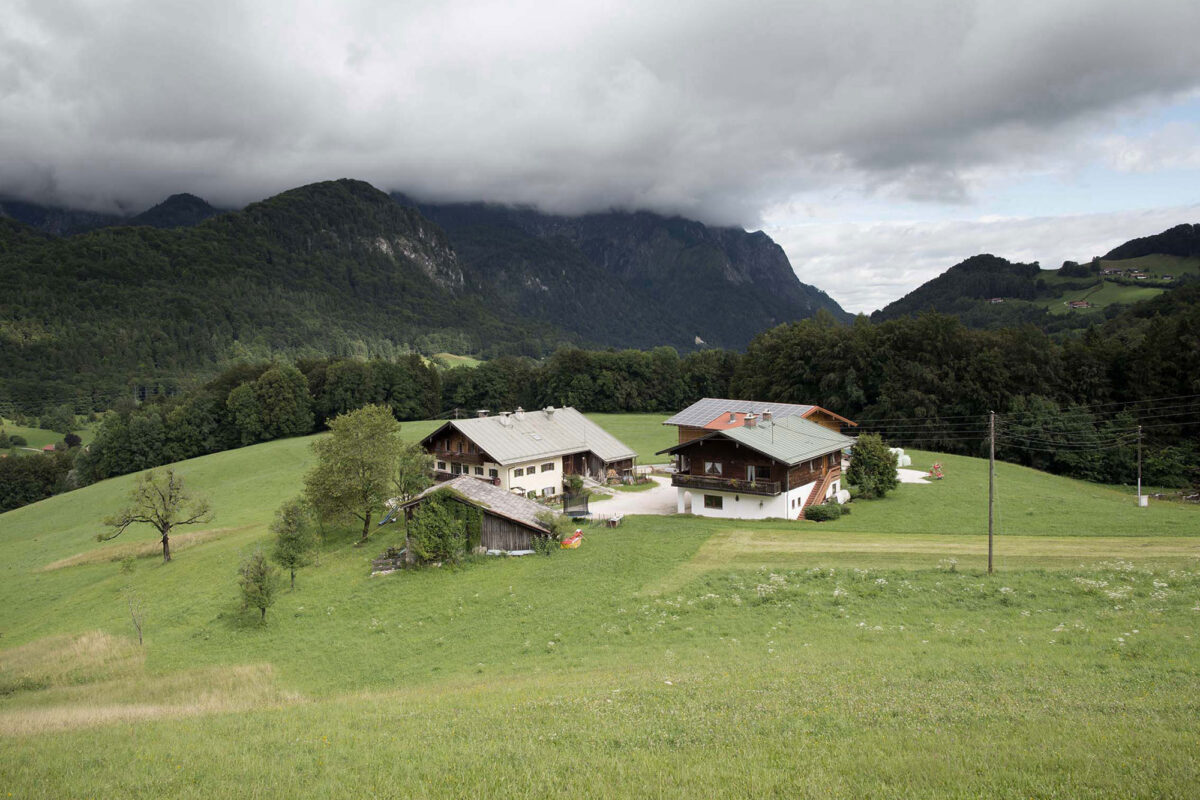 Dairy farmers in the Bavarian mountains